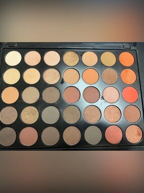 Morphe Nature Glow Natural Eyeshadow Pallet